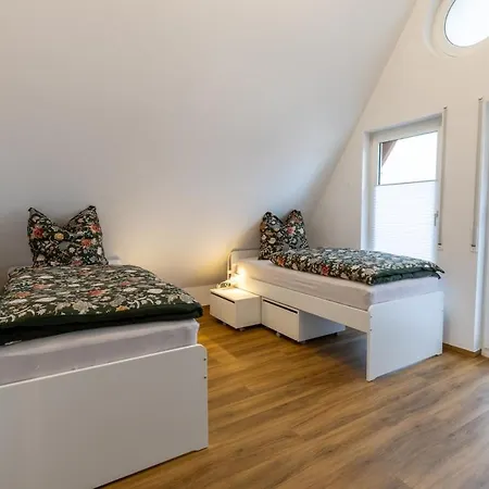 Maisonette-wohnung In Bestlage Von فيلدرستادت